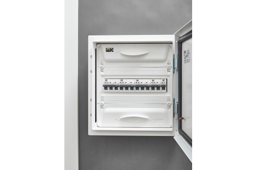 ARMAT Автоматический выключатель M06N 3P B 25А IEK