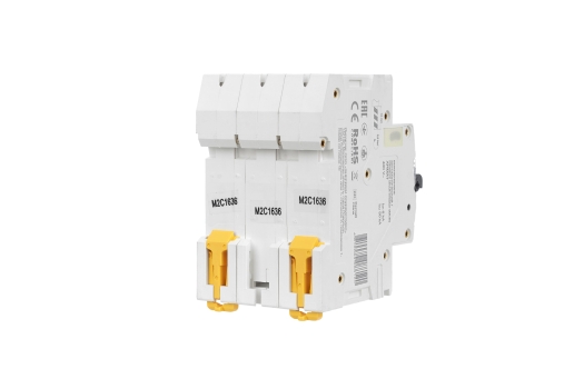 ARMAT Автоматический выключатель M06N 3P C 16А IEK